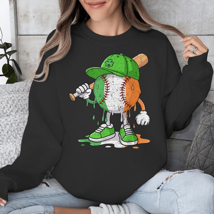 Boys St Patricks Day Irish Flag Kids Baseball Ice Cream Drip Unisex Sweatshirt