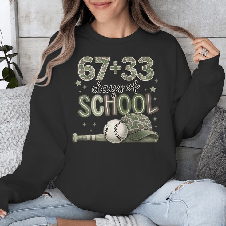 HUGvyn 6733 Days Of School Baseball 100 Days Camo Cap Boys Unisex Sweatshirt