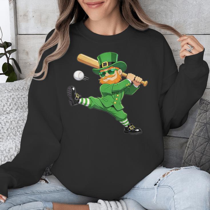 Retro Leprechaun Baseball St Patricks Day Sport Men Boy Kids Unisex Sweatshirt Retro Leprechaun Baseball St Patricks Day Sport Men Boy Kids Unisex Sweatshirt