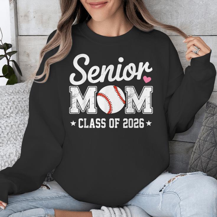 Senior Mom Class Of 2026 Baseball Retro Mom Graduation 2026 Unisex Sweatshirt