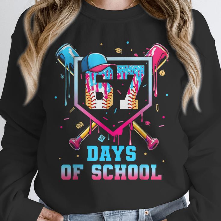 67 Days Of School 67th Day Baseball Meme Men Boys Kids Unisex Sweatshirt