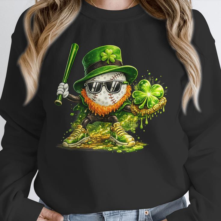 St Patrick’s Day Baseball Shamrock Player Unisex Sweatshirt St Patrick’s Day Baseball Shamrock Player Unisex Sweatshirt