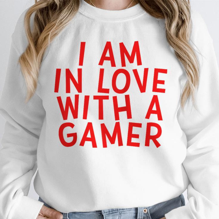 I Am In Love With A Gamer Cute Valentines Day Gamer Couple Raglan Baseball Tee Unisex Sweatshirt