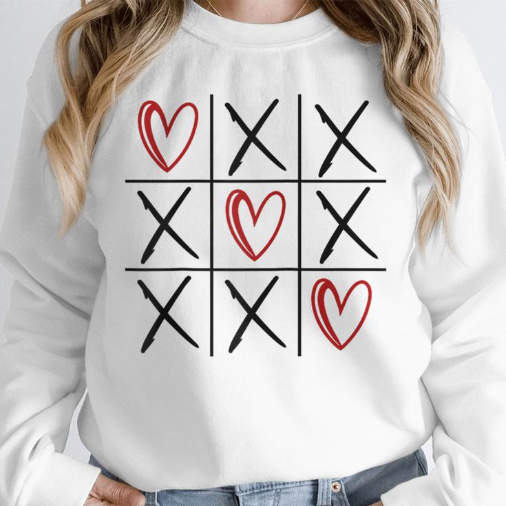 Tic Tac Toe Love Hearts Romantic Valentine Raglan Baseball Tee Unisex Sweatshirt Tic Tac Toe Love Hearts Romantic Valentine Raglan Baseball Tee Unisex Sweatshirt