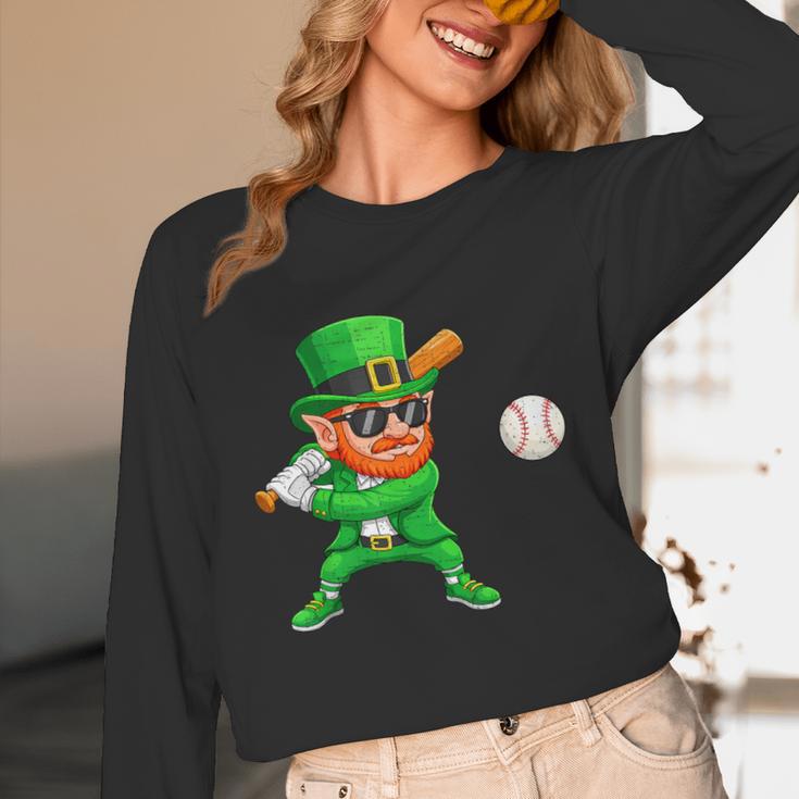 Leprechaun Playing Baseball St Patricks Day Sport Boys Unisex Long Sleeve T-Shirt