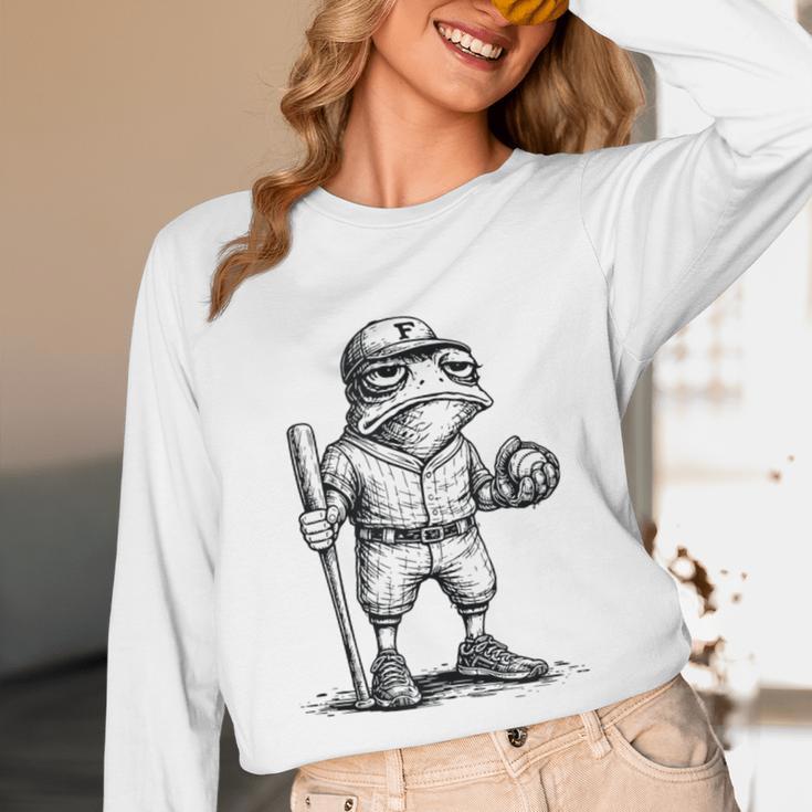 Frog Basketbal Men Women Grumpy Frog Playing Baseball Unisex Long Sleeve T-Shirt