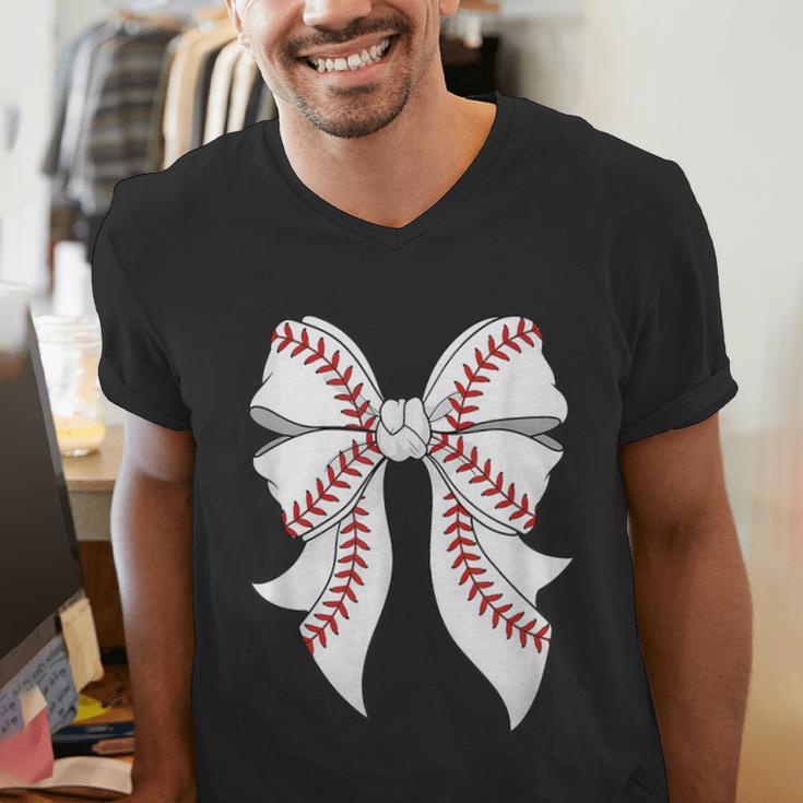 Cute Baseball Coquette Bow For Women Girls Baseball Mama Mom Men's V-Neck T-Shirt