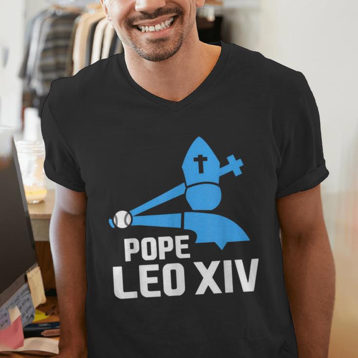 Da Pope Leo XIV Baseball Men's V-Neck T-Shirt Da Pope Leo XIV Baseball Men's V-Neck T-Shirt