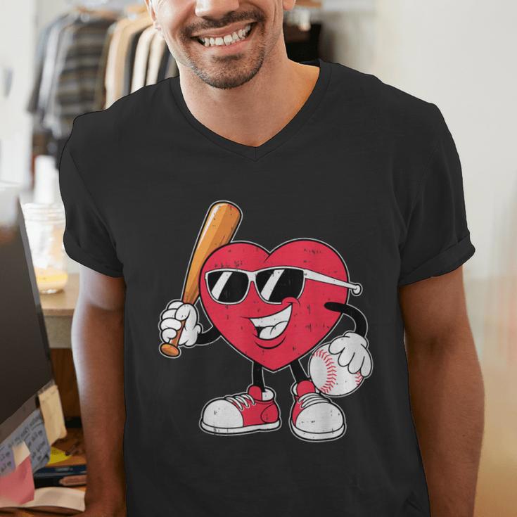 Heart Play Baseball Valentine's Day Teens Boys Girls Kids Men's V-Neck T-Shirt