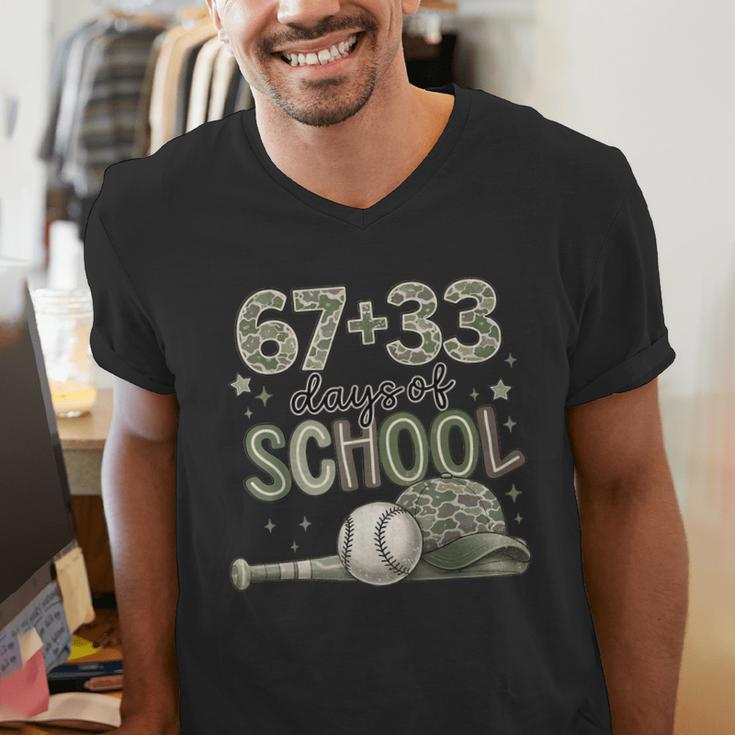 HUGvyn 6733 Days Of School Baseball 100 Days Camo Cap Boys Men's V-Neck T-Shirt