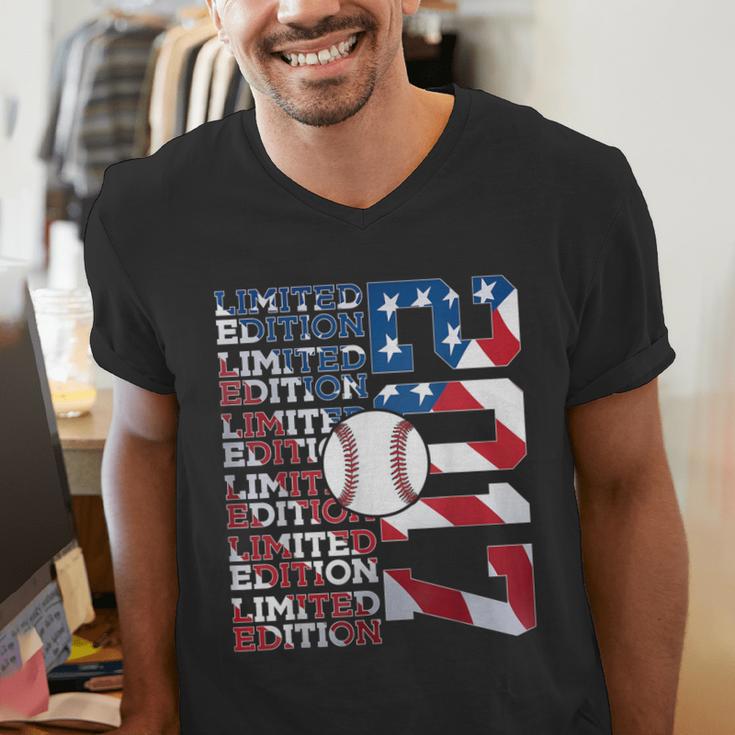 Limited Edition 2017 Baseball 9TH Birthday Men's V-Neck T-Shirt