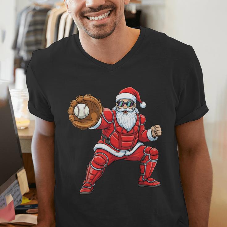Santa Playing Baseball Baseball Lover Baseballer Xmas Men's V-Neck T-Shirt Santa Playing Baseball Baseball Lover Baseballer Xmas Men's V-Neck T-Shirt