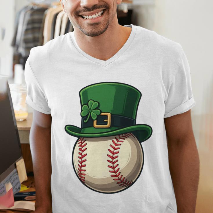 Baseball Leprechaun Hat Saint Patrick Retro Men's V-Neck T-Shirt
