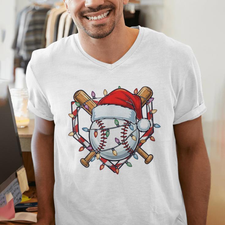 Christmas Baseball Santa Hat For Baseball Players Fans Men's V-Neck T-Shirt Christmas Baseball Santa Hat For Baseball Players Fans Men's V-Neck T-Shirt