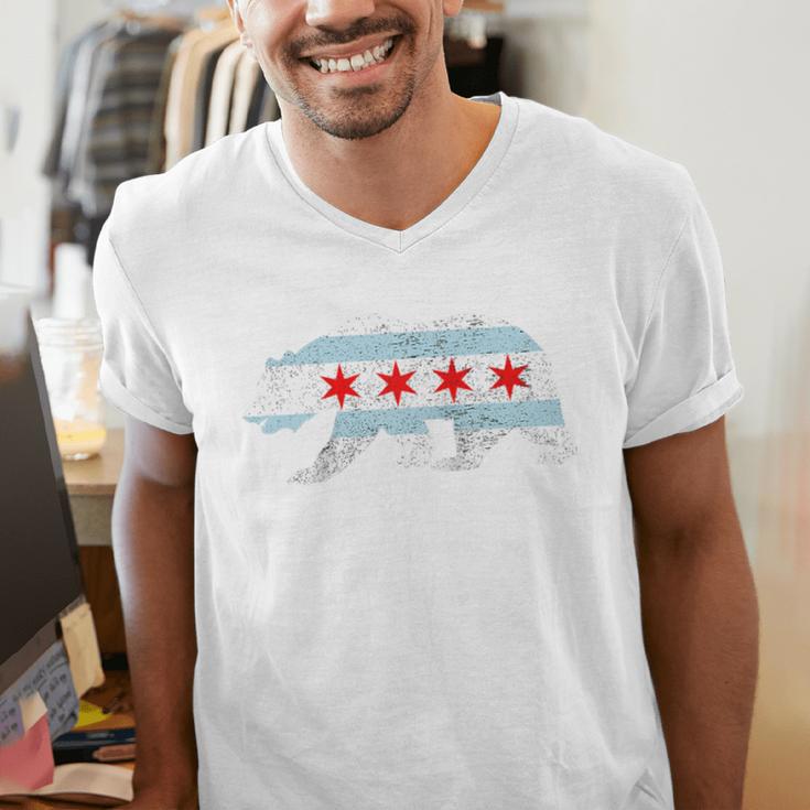 Sweet Vintage Retro Chicago City Flag Bear Print Raglan Baseball Tee Men's V-Neck T-Shirt Sweet Vintage Retro Chicago City Flag Bear Print Raglan Baseball Tee Men's V-Neck T-Shirt