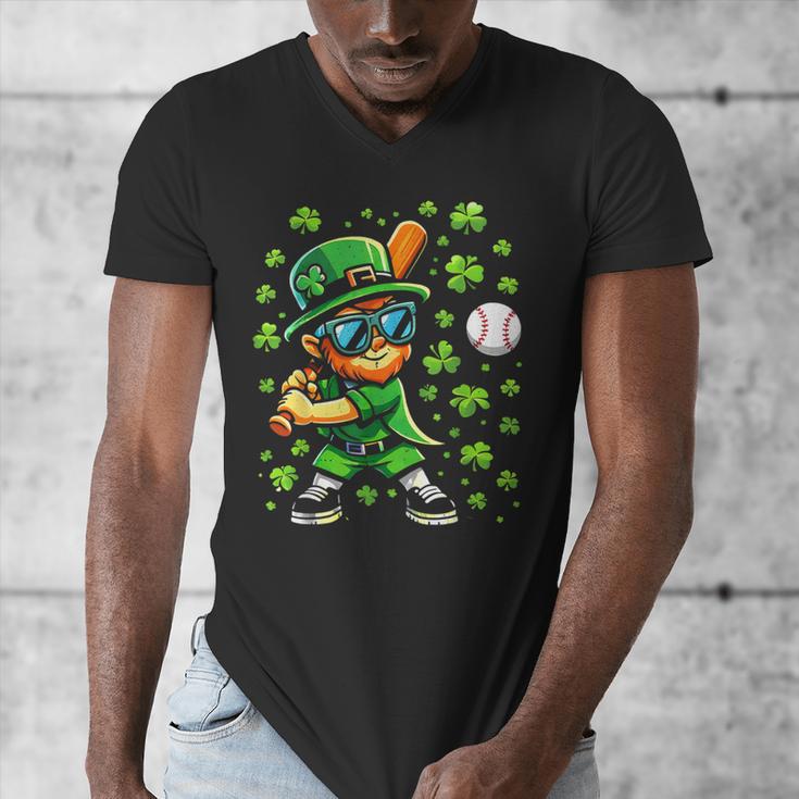 Leprechaun Playing Baseball Happy St Patricks Day Men Boys Men's V-Neck T-Shirt Leprechaun Playing Baseball Happy St Patricks Day Men Boys Men's V-Neck T-Shirt