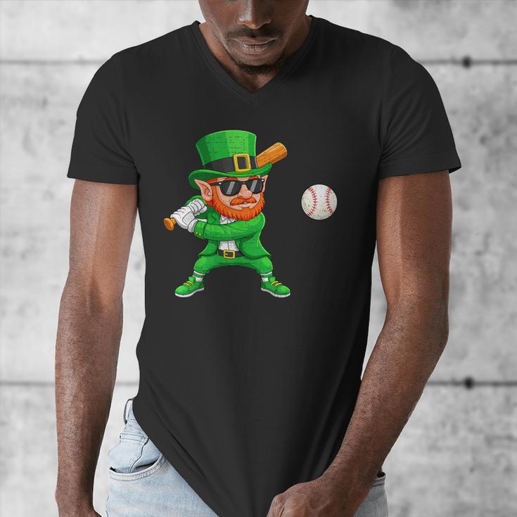Leprechaun Playing Baseball St Patricks Day Sport Boys Men's V-Neck T-Shirt