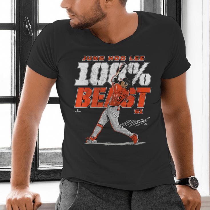 100 Beast Jung Hoo Lee San Francisco Baseball MLBPA Men's V-Neck T-Shirt