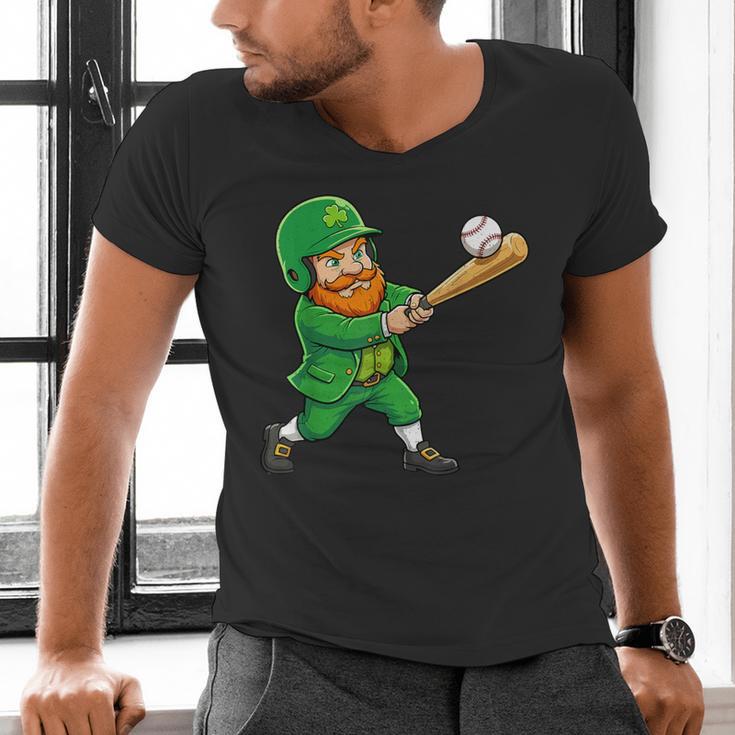 Leprechaun Playing Baseball St Patricks Day Men Boys Kids Men's V-Neck T-Shirt Leprechaun Playing Baseball St Patricks Day Men Boys Kids Men's V-Neck T-Shirt