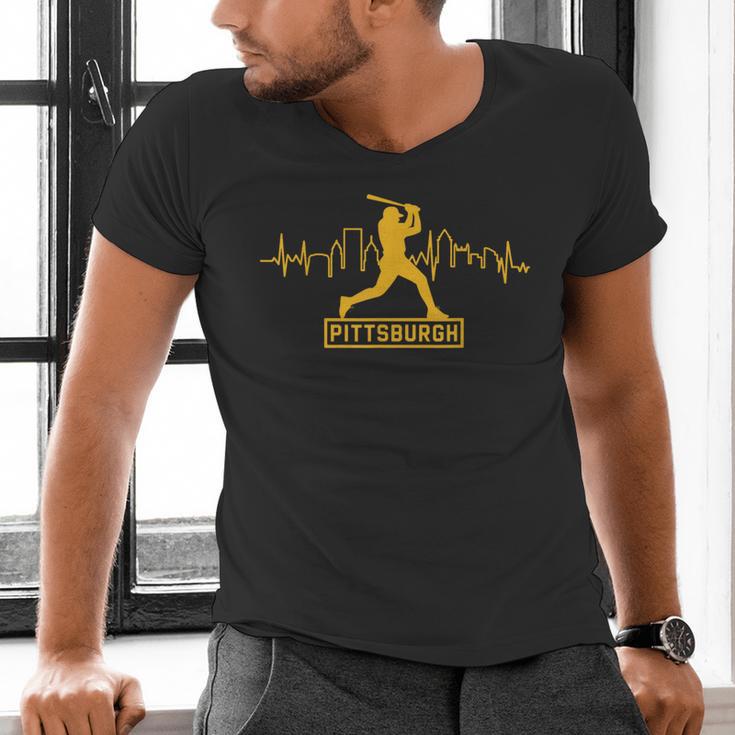 Pittsburgh Lovers Skyline Retro Baseball Heartbeat Men Women Men's V-Neck T-Shirt