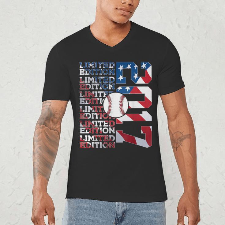 Limited Edition 2017 Baseball 9TH Birthday Men's V-Neck T-Shirt