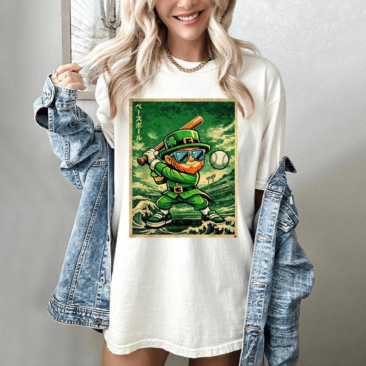 Leprechaun Playing Baseball Japanese Art St Patricks Day Women's Comfort Colors T-Shirt