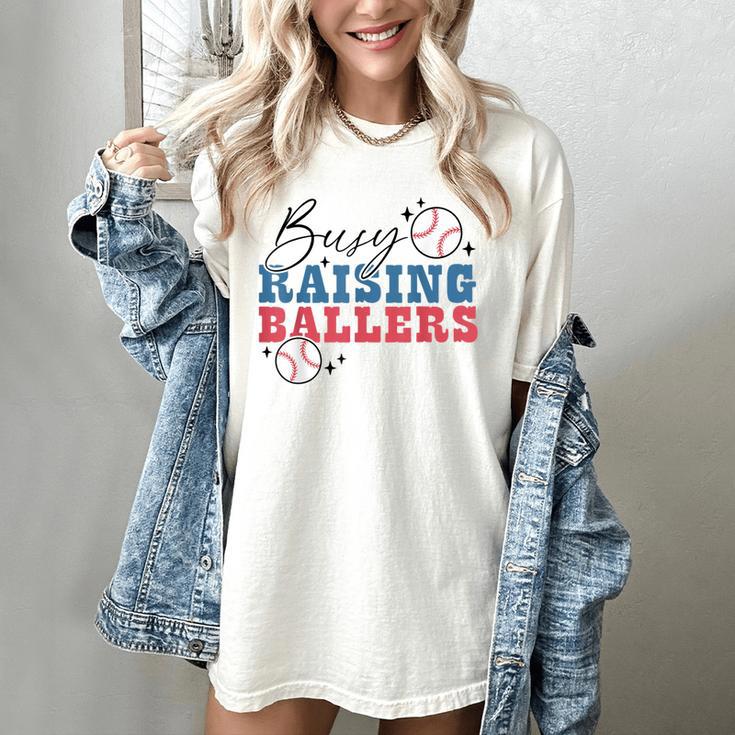 Busy Raising Ballers Retro Groovy Baseball Mom Outfit Women's Comfort Colors T-Shirt