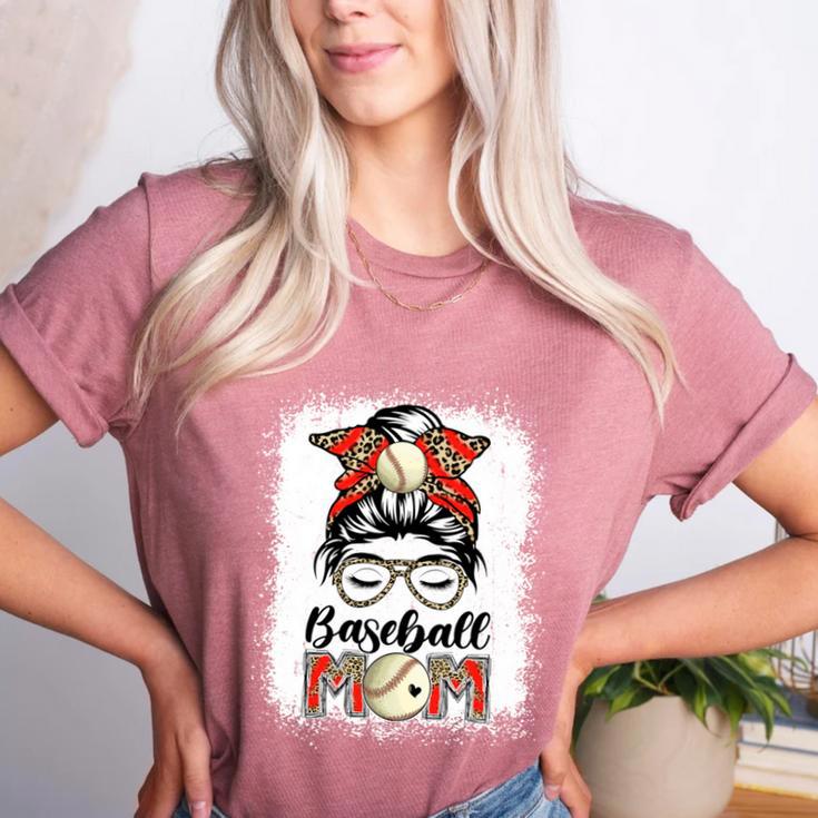 Baseball Mom Game Day Messy Bun Leopard Mother's Day Women's Heather T-Shirt Baseball Mom Game Day Messy Bun Leopard Mother's Day Women's Heather T-Shirt
