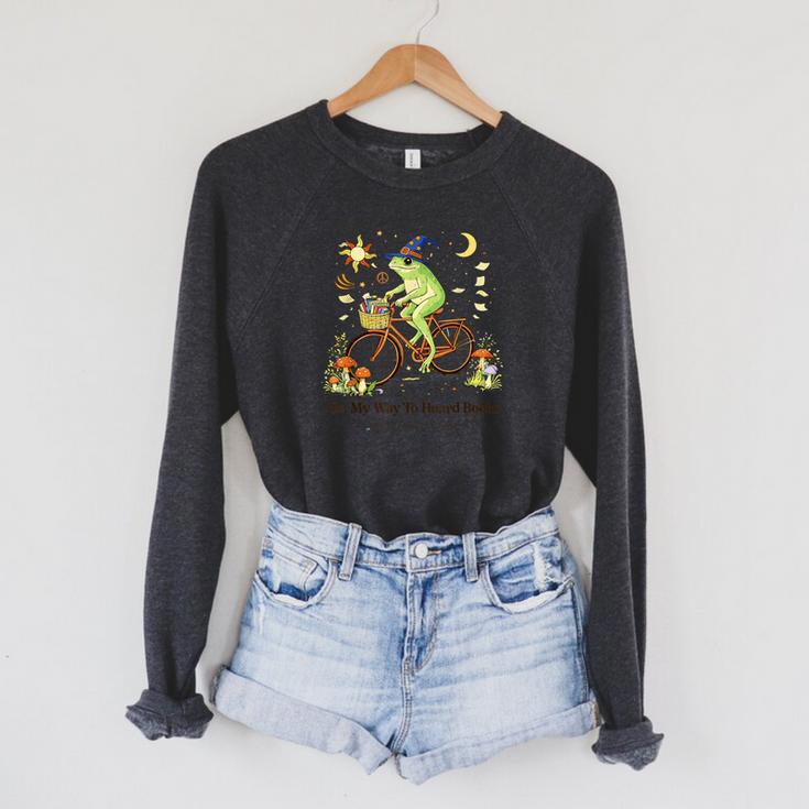ON My Way To Hoard Books Cute Frog For Book Lovers Raglan Sleeve Sweatshirt