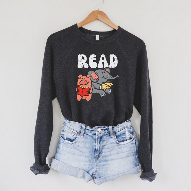 Kids Pig Elephant Reading Cute Book Lover Bookworm Boys Girls Kid Performance Raglan Sleeve Sweatshirt