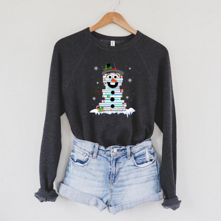Snowman Book Stack Librarian Book Lover Christmas Raglan Sleeve Sweatshirt