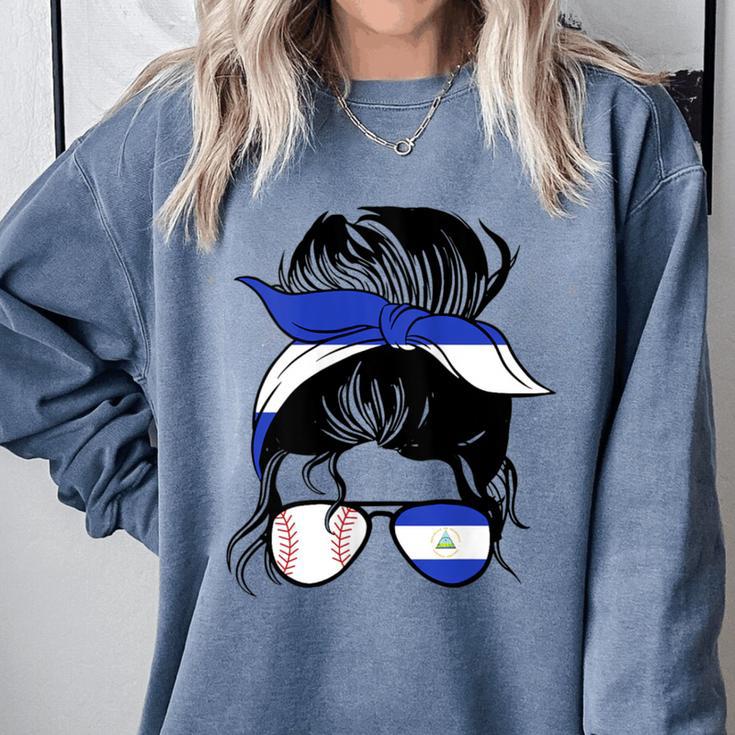Nicaraguan Baseball Mom Nicaragua Flag Baseball Girl Comfort Colors Sweatshirt