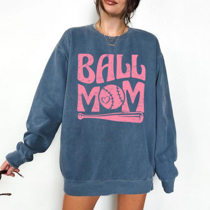 Baseball Mom Pride Heart And Bat Love Game Day Comfort Colors Sweatshirt