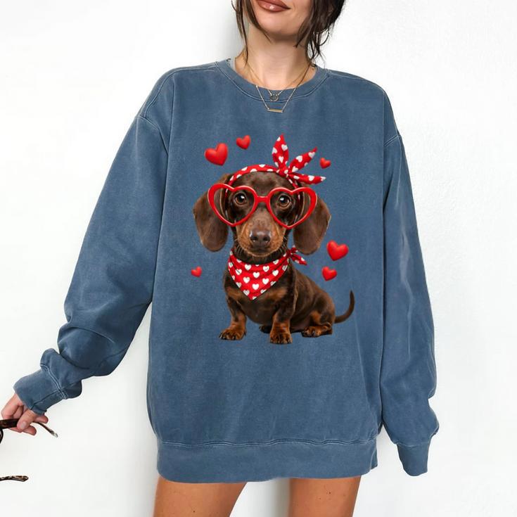 Dachshund Valentines Day Wiener Dog Lover Weenie Heart Raglan Baseball Tee Comfort Colors Sweatshirt