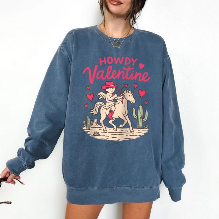 Valentine’s Day Western Life Cowboys Cupid Howdy Valentine Raglan Baseball Tee Comfort Colors Sweatshirt