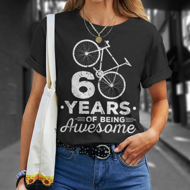 60 Years Of Being Awesome ロードバイク・サイクリングバイシクル Tシャツ 彼女への贈り物