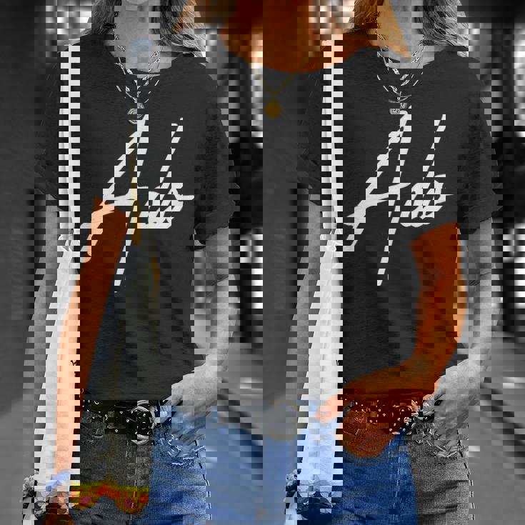 Beautiful Handwritten Font Ado Calligraphy Tシャツ 彼女への贈り物