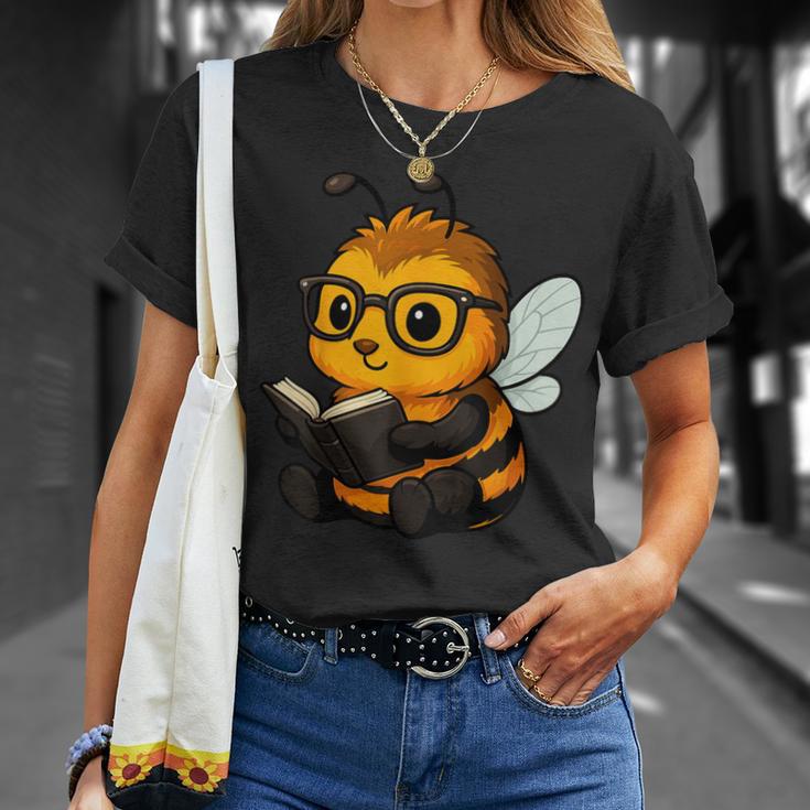 Bee Reading Book Lover T-Shirt Gifts for Her
