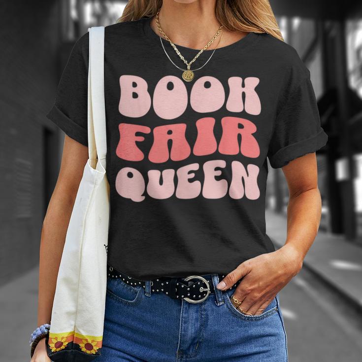 Book Fair Queen Women Library T-Shirt Gifts for Her