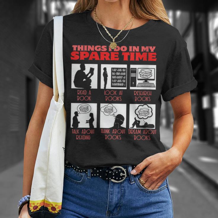 Book Reading Bookworm Reader Spare Time T-Shirt Gifts for Her
