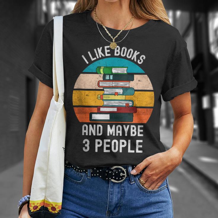I Like Books And Maybe 3 People Vintage Retro Book Lover T-Shirt Gifts for Her I Like Books And Maybe 3 People Vintage Retro Book Lover T-Shirt Gifts for Her