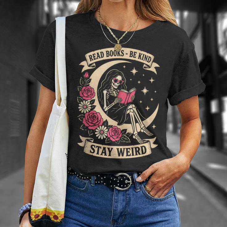 Dark Romance Read Books Be Kind Stay Weird Reading Skeleton T-Shirt Gifts for Her Dark Romance Read Books Be Kind Stay Weird Reading Skeleton T-Shirt Gifts for Her