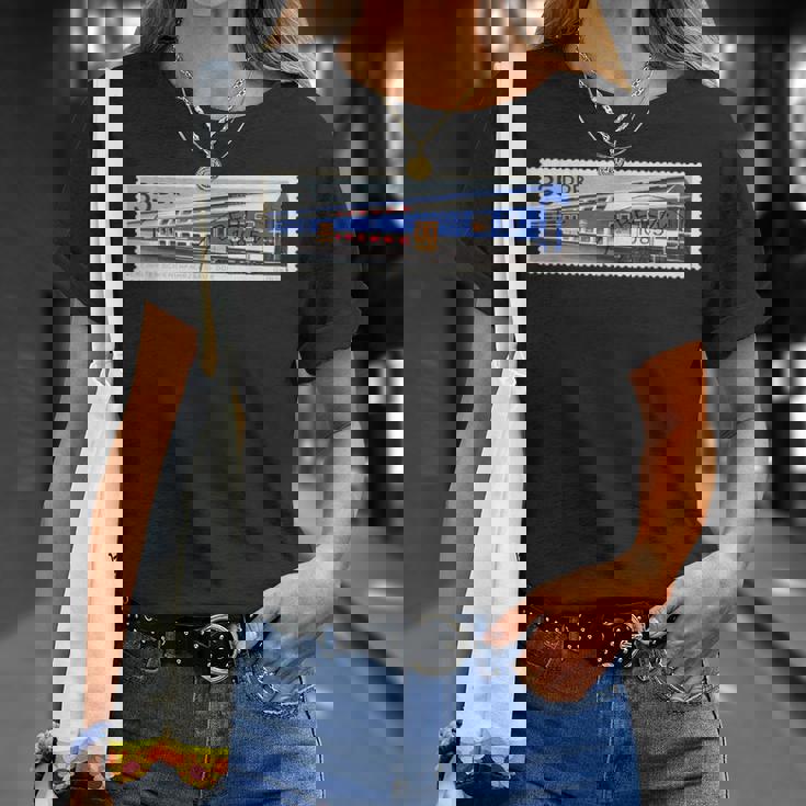 Ddr東ドイツベルリン列車消印sovi8プロパガンダ。 Tシャツ 彼女への贈り物