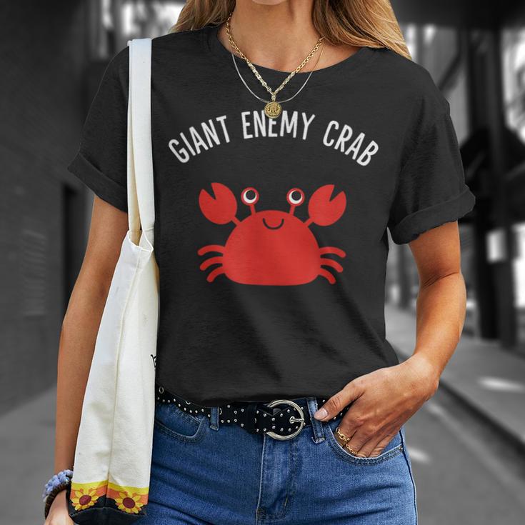 Giant Enemy Crab Tシャツ 彼女への贈り物