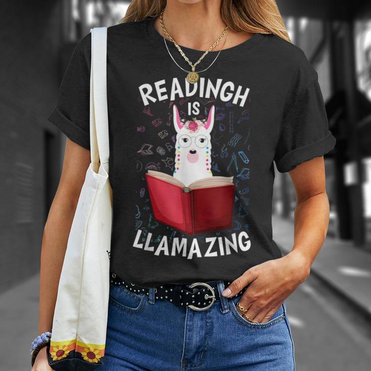 Graduation Cute Animal Llama Reading Book Nerds Bookworm T-Shirt Gifts for Her
