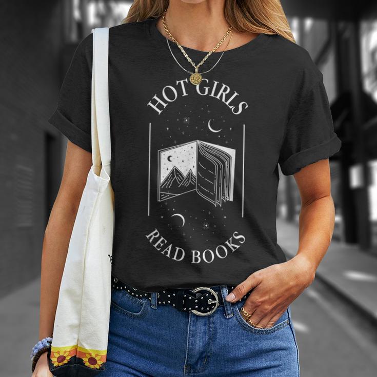 Hot Girls Read Books Reading Book Lovers Women Apparel T-Shirt Gifts for Her