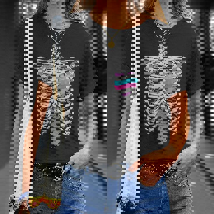 Intersex 心臓骨 誇り 両性的なプライドへのギフト Tシャツ 彼女への贈り物