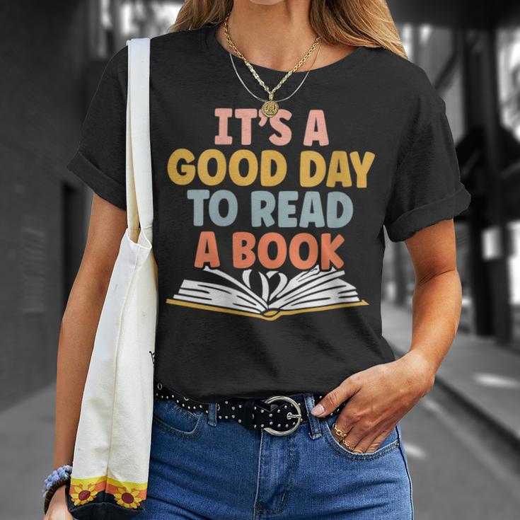 Ist A Good Day To Read A Book For a Bookworm Book Lovers T-Shirt Gifts for Her