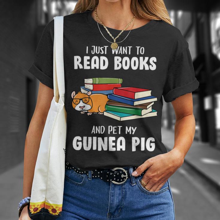 I Just Want To Read Books And Pet My Guinea Pig Reading T-Shirt Gifts for Her