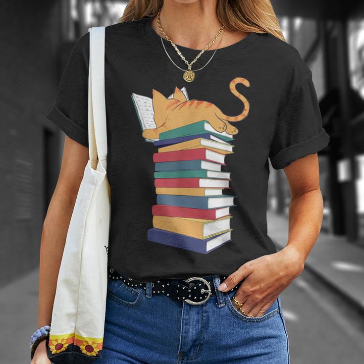Kawaii Cat Lover Reading Books Librarian Humor Tee T-Shirt Gifts for Her Kawaii Cat Lover Reading Books Librarian Humor Tee T-Shirt Gifts for Her